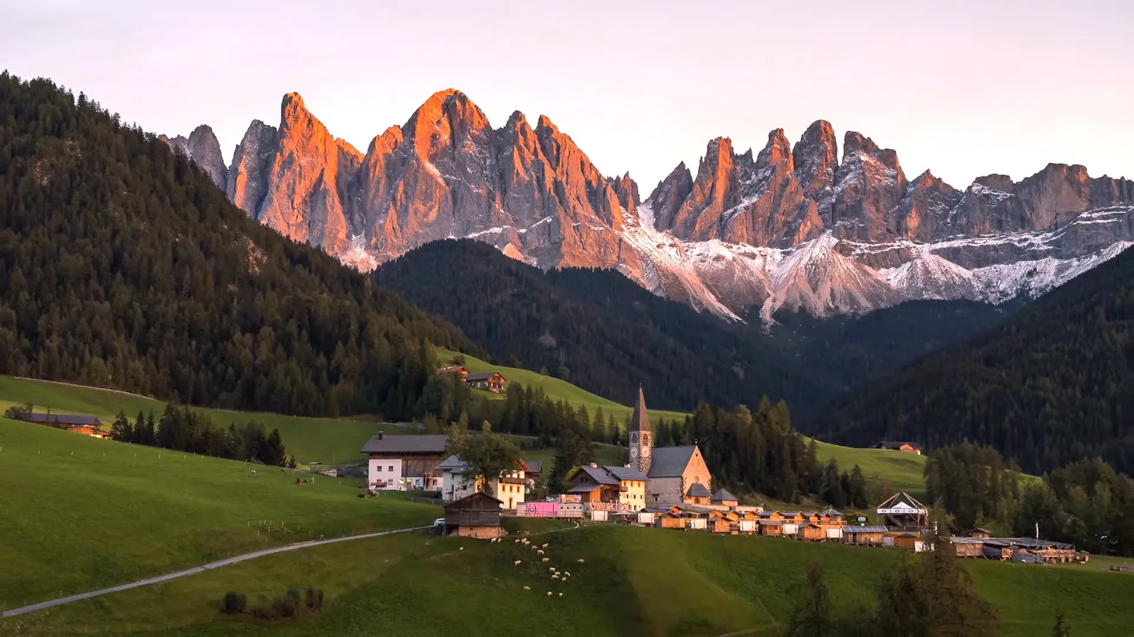 Top 6 Unforgettable Experiences in the Dolomites: Breathtaking Views and Alpine Adventures